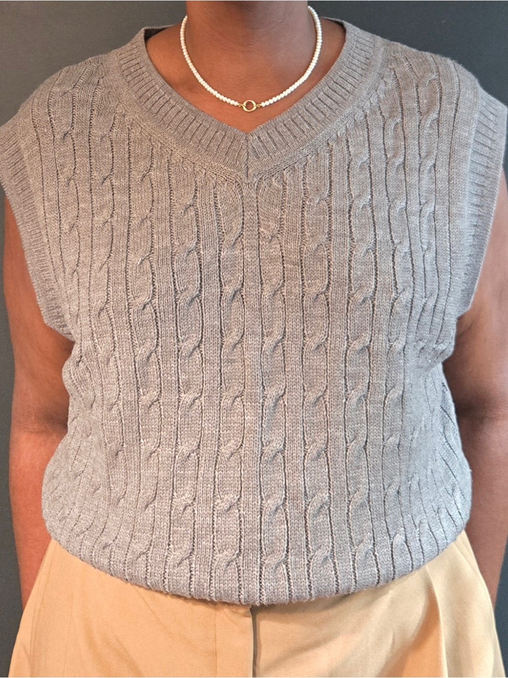 h&m | divided | cable-knit sweater vest | cable pattern | sleeveless | us xxl